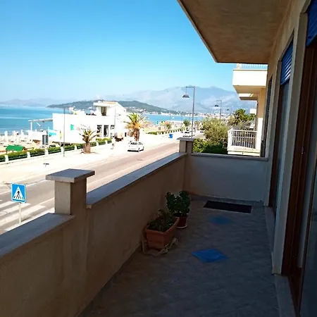 Camera Con Vista * Minturno