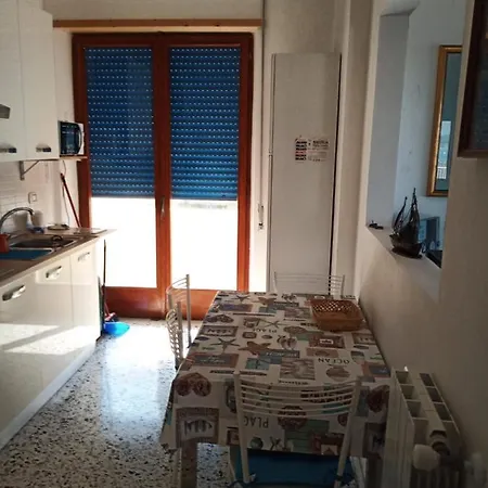 Appartamento Camera Con Vista Minturno