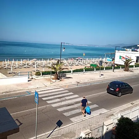 Appartamento Camera Con Vista *