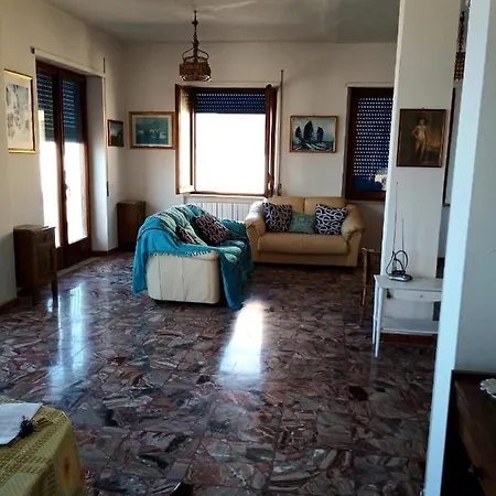 Camera Con Vista Appartamento